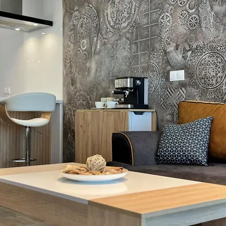 Modern 1bed For 4 Guests In Sofia